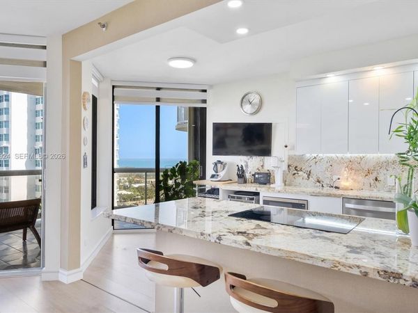 20191 E Country Club Dr, Unit 1903, Aventura, FL 33180