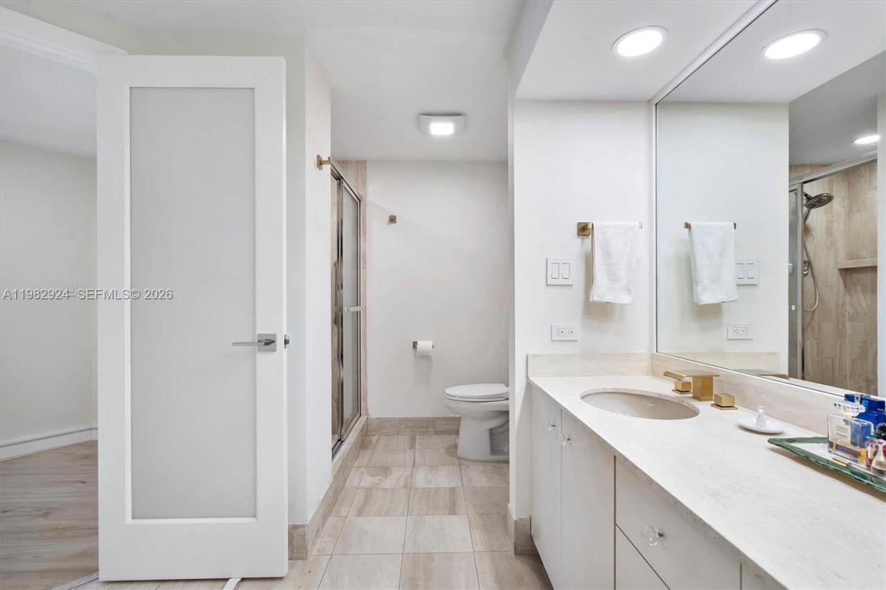 20191 E Country Club Dr, Unit 1903, Aventura, FL 33180 Photo
