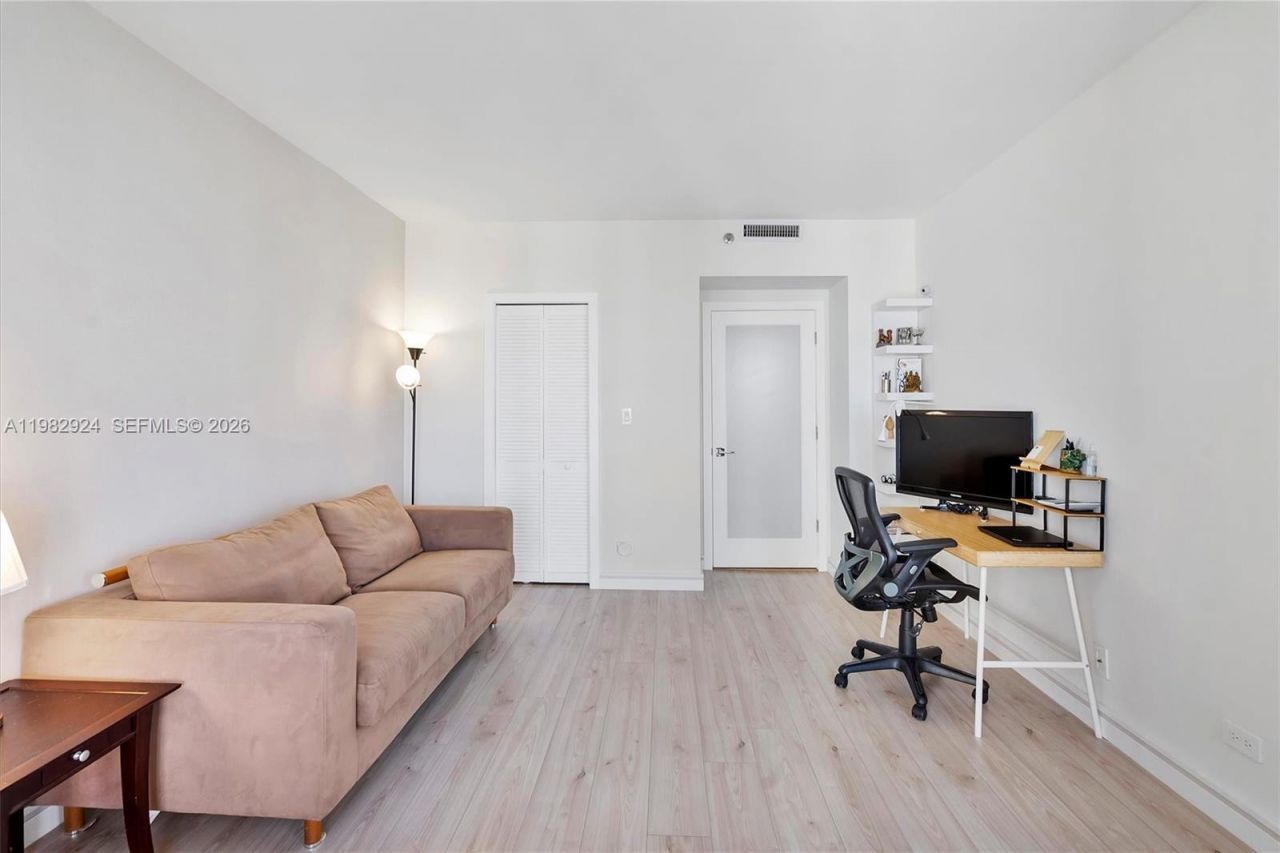 20191 E Country Club Dr , Unit 1903, Aventura, FL 33180 Photo