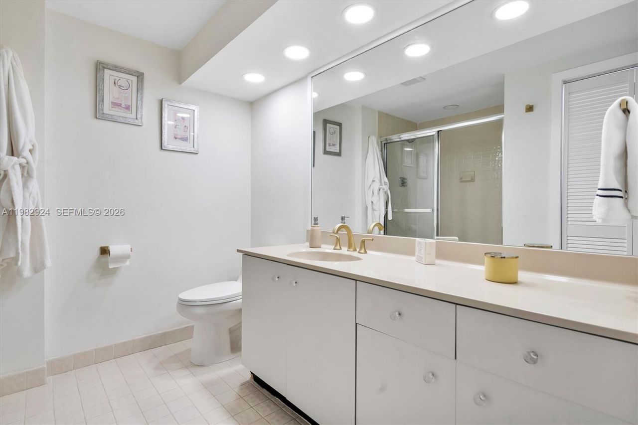 20191 E Country Club Dr, Unit 1903, Aventura, FL 33180 Photo