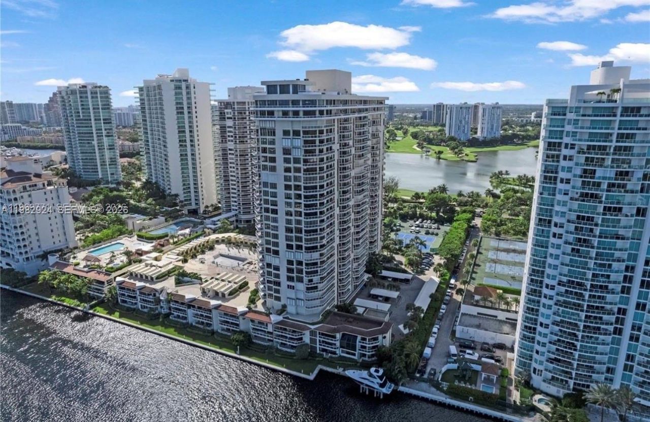 20191 E Country Club Dr , Unit 1903, Aventura, FL 33180 Photo