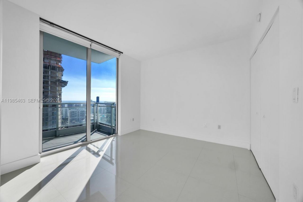 92 SW 3rd St , Unit 3904, Miami, FL 33130 Photo