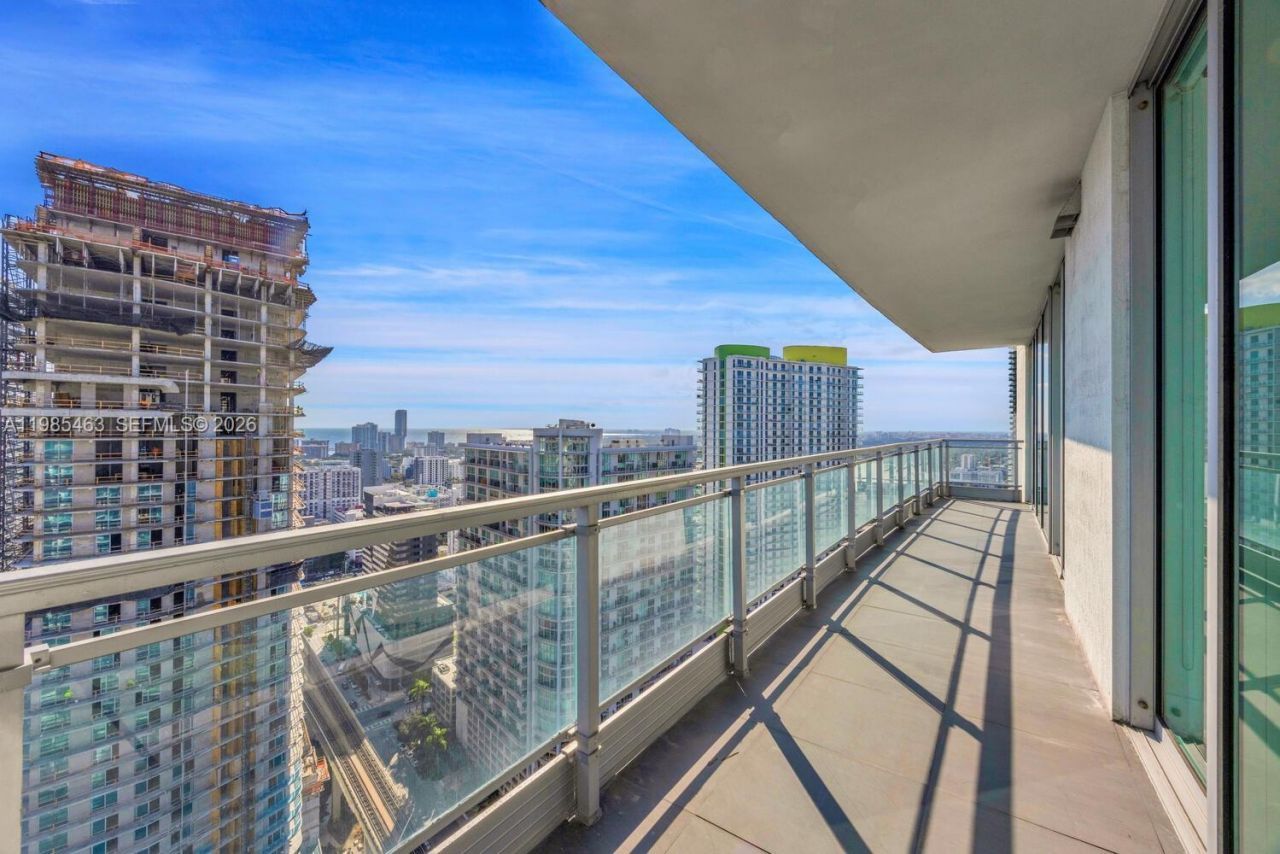 92 SW 3rd St , Unit 3904, Miami, FL 33130 Photo