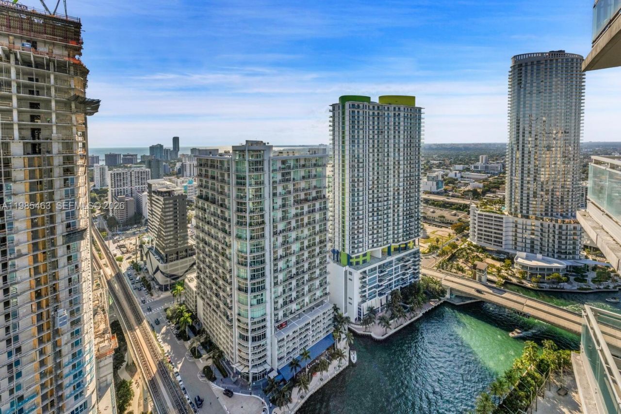 92 SW 3rd St , Unit 3904, Miami, FL 33130 Photo