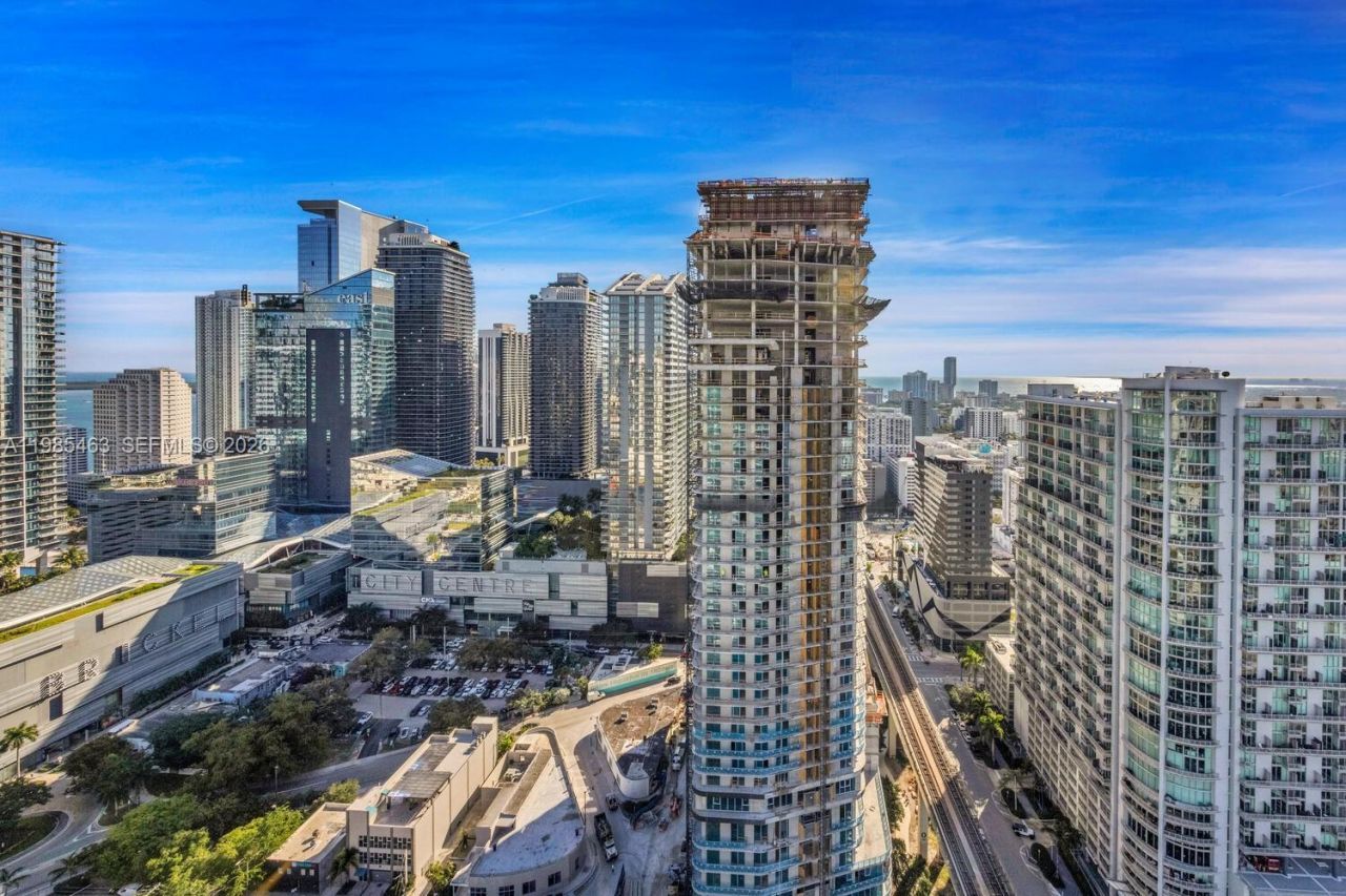 92 SW 3rd St , Unit 3904, Miami, FL 33130 Photo