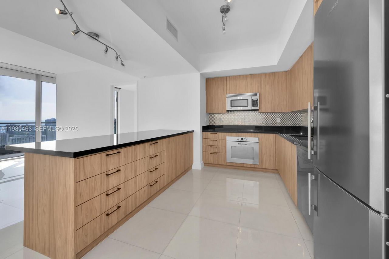 92 SW 3rd St , Unit 3904, Miami, FL 33130 Photo