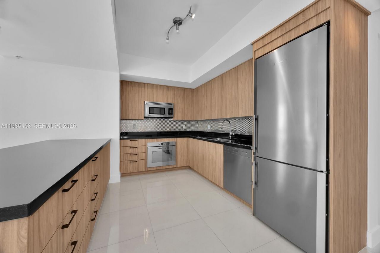92 SW 3rd St , Unit 3904, Miami, FL 33130 Photo