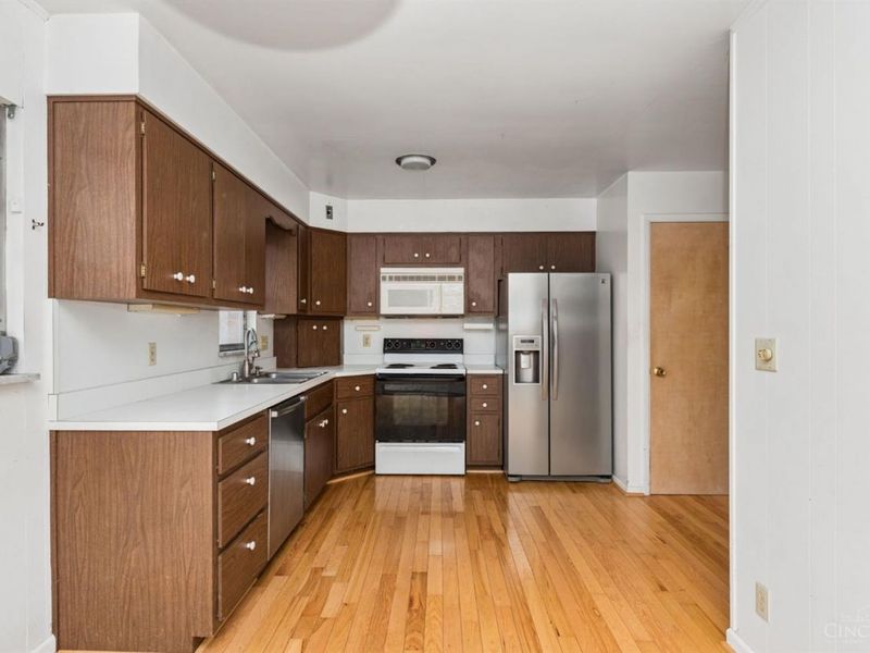 2951 Blue Haven Terrace, Cincinnati, OH 45238 Photo 14