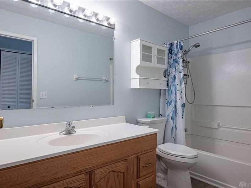 310 Evergreen Drive, Springboro, OH 45066 Photo 16