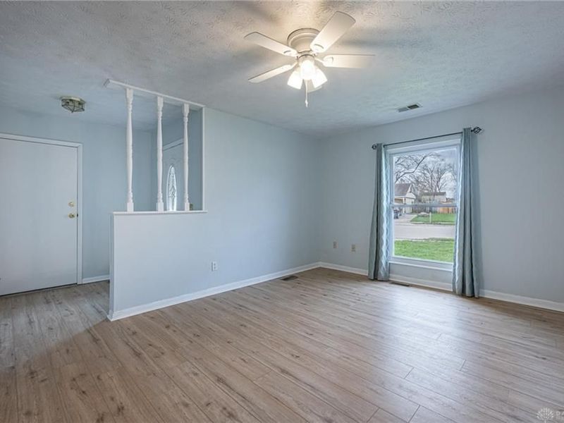 310 Evergreen Drive, Springboro, OH 45066 Photo 2