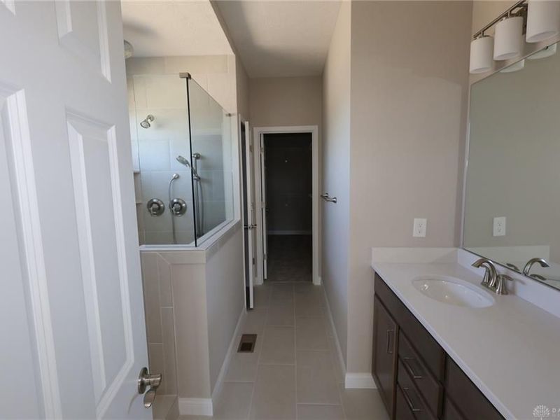 2459 Trail View, Unit 8594, Turtlecreek Township, OH 45036 Photo 12