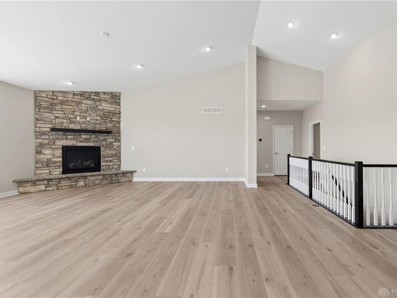 2459 Trail View, Unit 8594, Turtlecreek Township, OH 45036 Photo 9