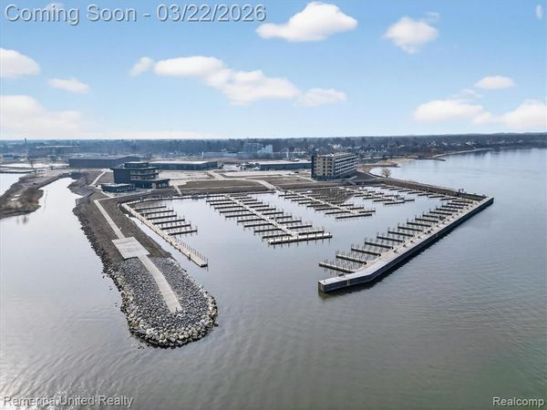 901 Adelaide Circle, Muskegon, MI 49441