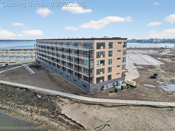 901 Adelaide Circle, Muskegon, MI 49441