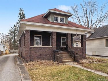 2338 N Bond Street, Saginaw, MI 48602
