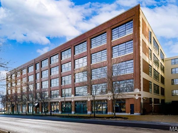 4100 Forest Park Avenue, Unit 417, St Louis, MO 63108