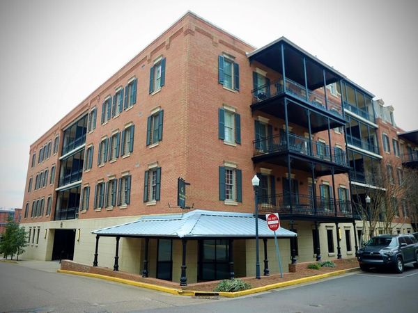1300 Van Buren Unit 211, Oxford, MS 38655
