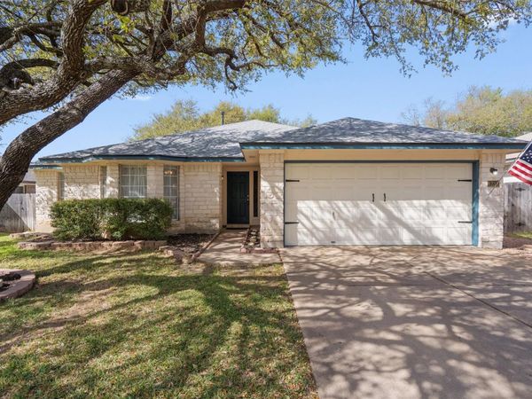 1215 Meghan DR, Cedar Park, TX 78613