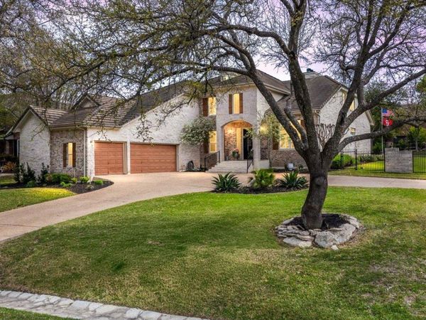 58 Cottondale RD , The Hills, TX 78738