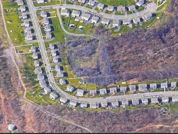 0 Longvue Dr, Aliquippa, PA 15001