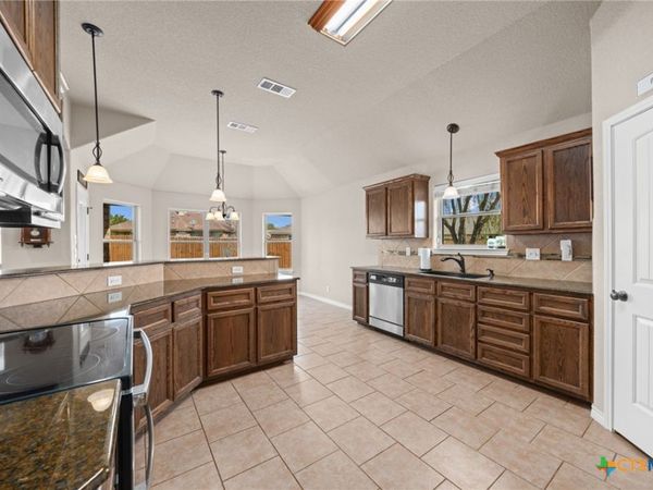 8714 Hansom Cab Circle, Temple, TX 76502