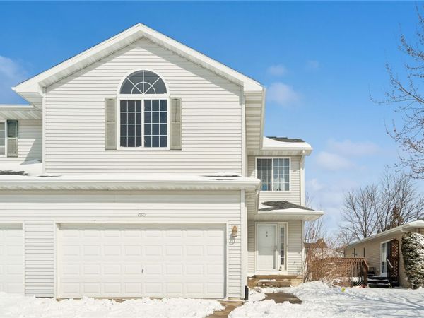 4590 Widgeon Court , Marion, IA 52302