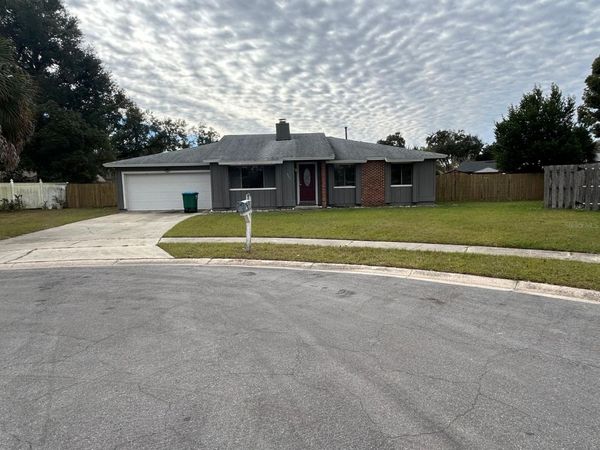 804 VAN NESS CIRCLE , LONGWOOD, FL 32750