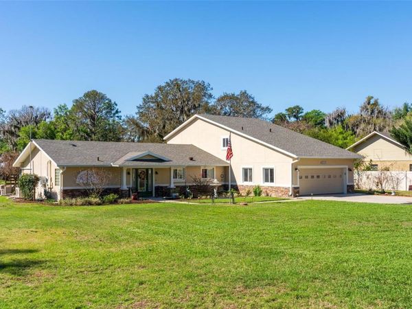 10220 BUMBLEBEE LANE, LEESBURG, FL 34788