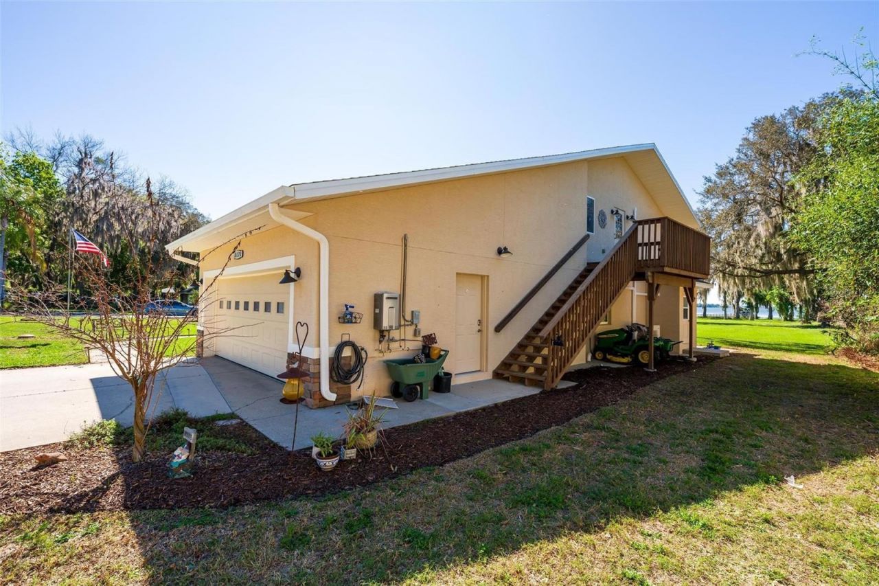 10220 Bumblebee Lane, Leesburg, FL 34788 Photo
