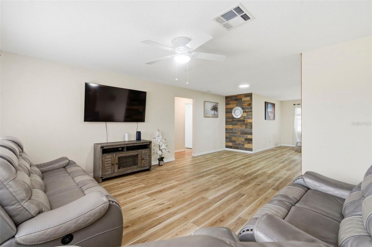 3022 Jackson Drive , Holiday, FL 34691 Photo