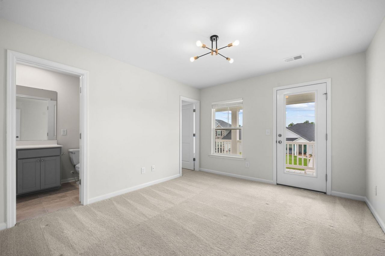 111 Haverhill Street Photo 11