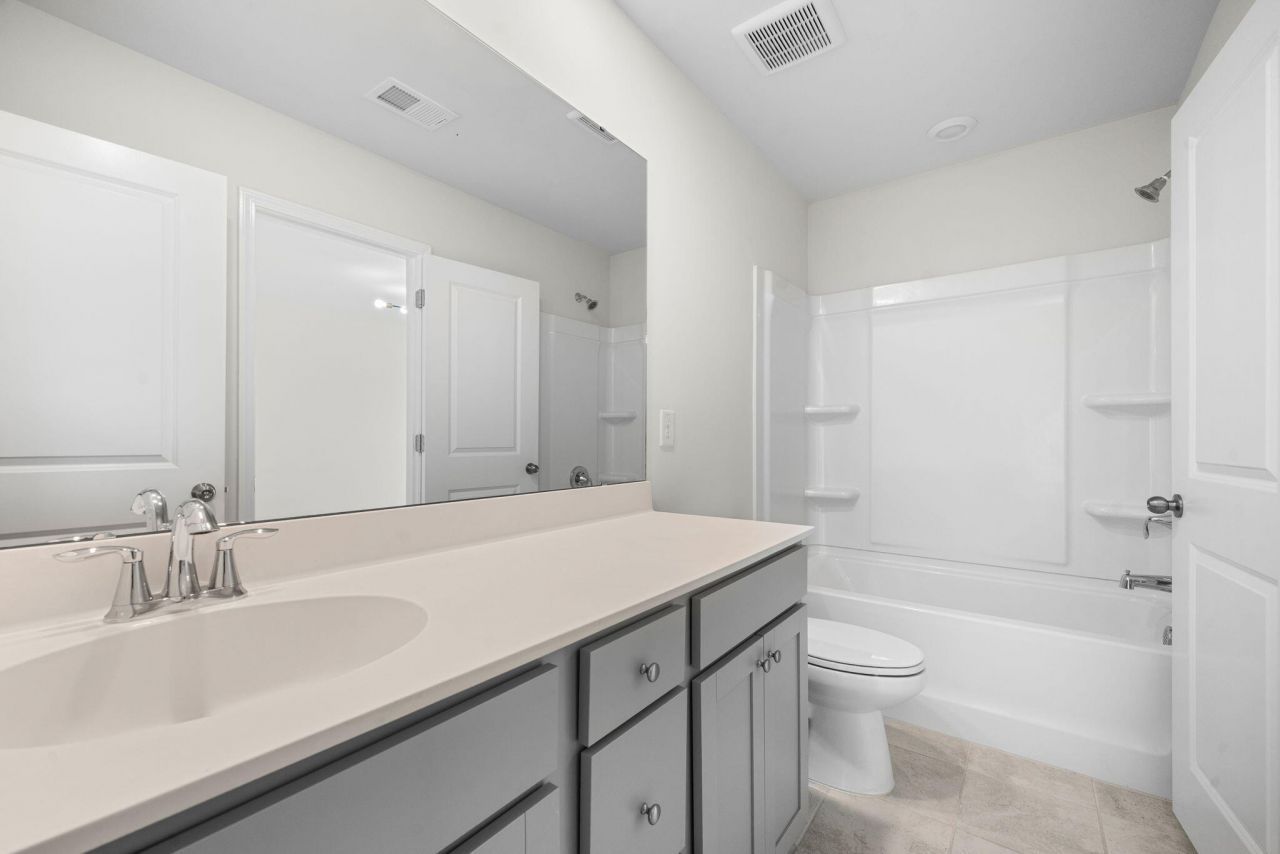 111 Haverhill Street Photo 12