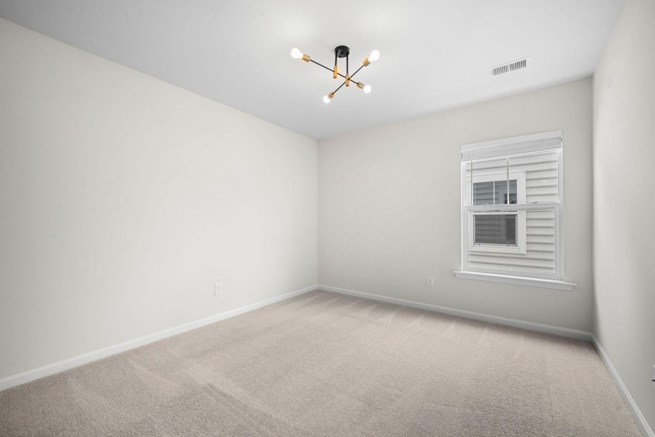 111 Haverhill Street Photo 15