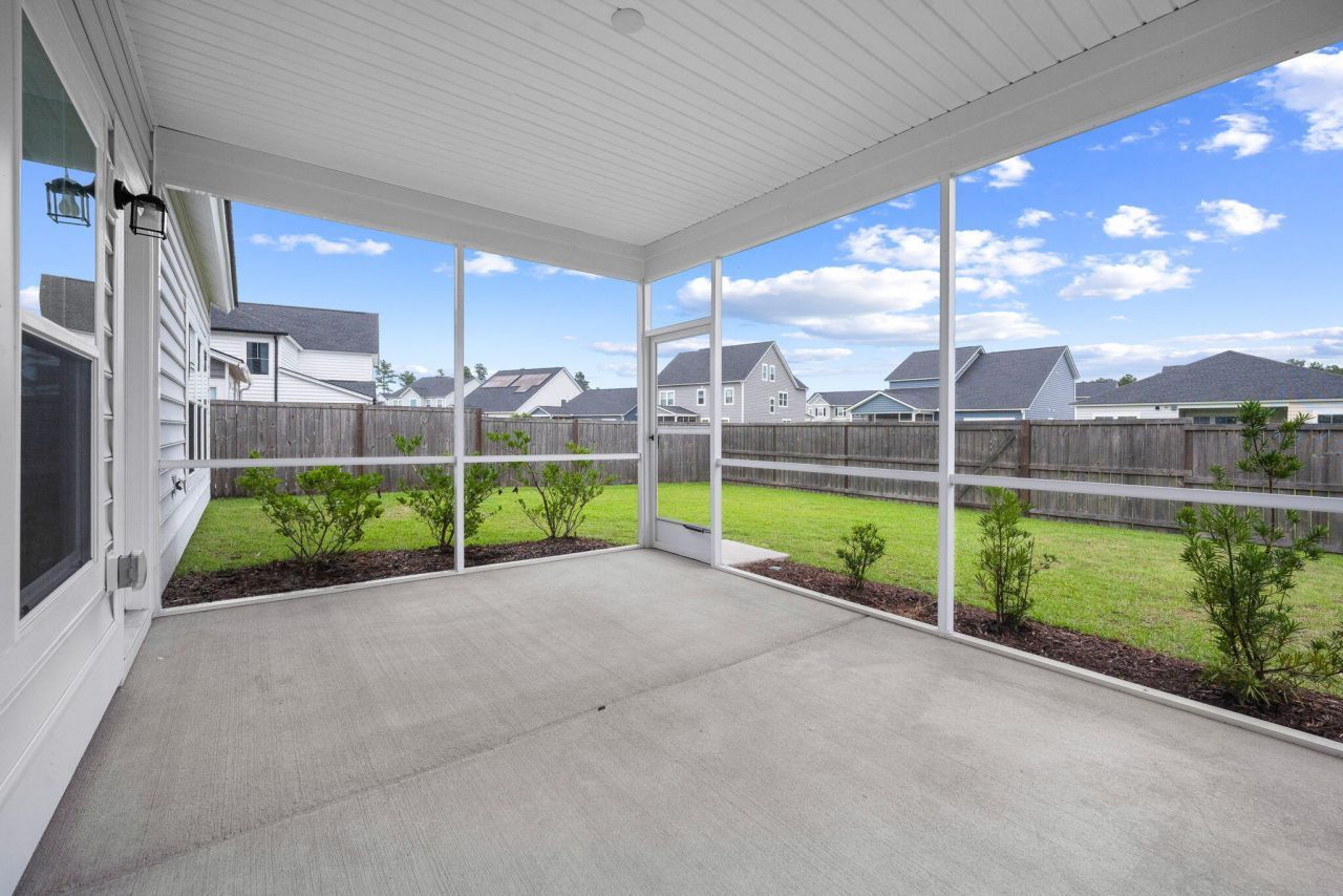 111 Haverhill Street Photo 17