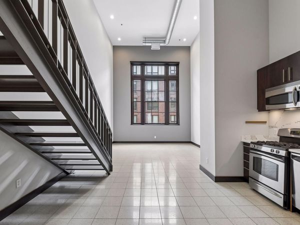 214 4th Street E, Unit 103, Saint Paul, MN 55101