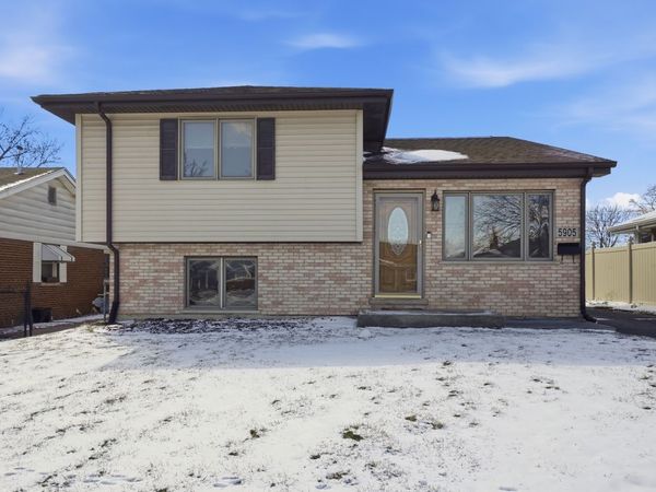 5905 Superior Street , Berkeley, IL 60163