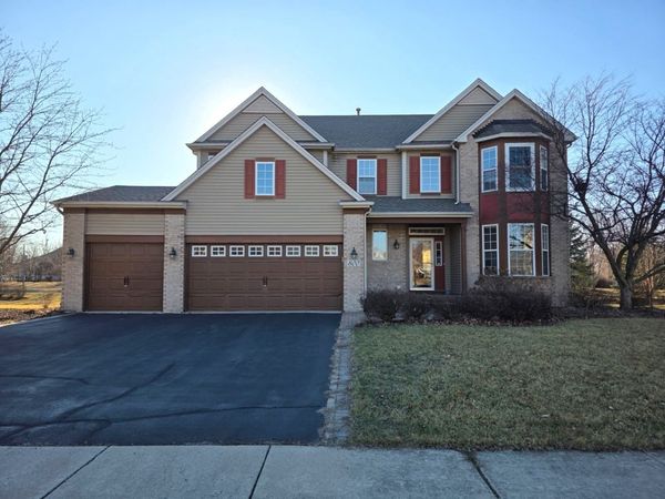 800 Boyce Road, Sugar Grove, IL 60554