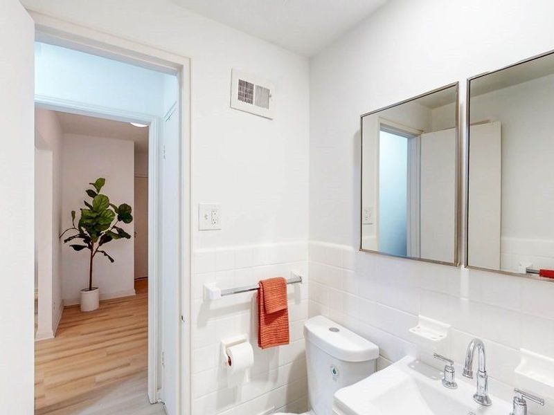 13800 Fairhill Road , Unit 203, Shaker Heights, OH 44120 Photo 22