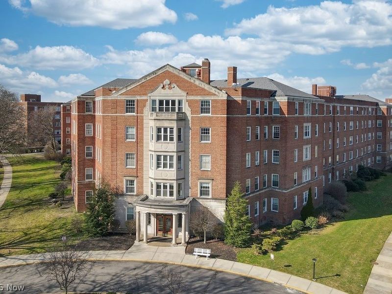 13800 Fairhill Road , Unit 203, Shaker Heights, OH 44120 Photo 28