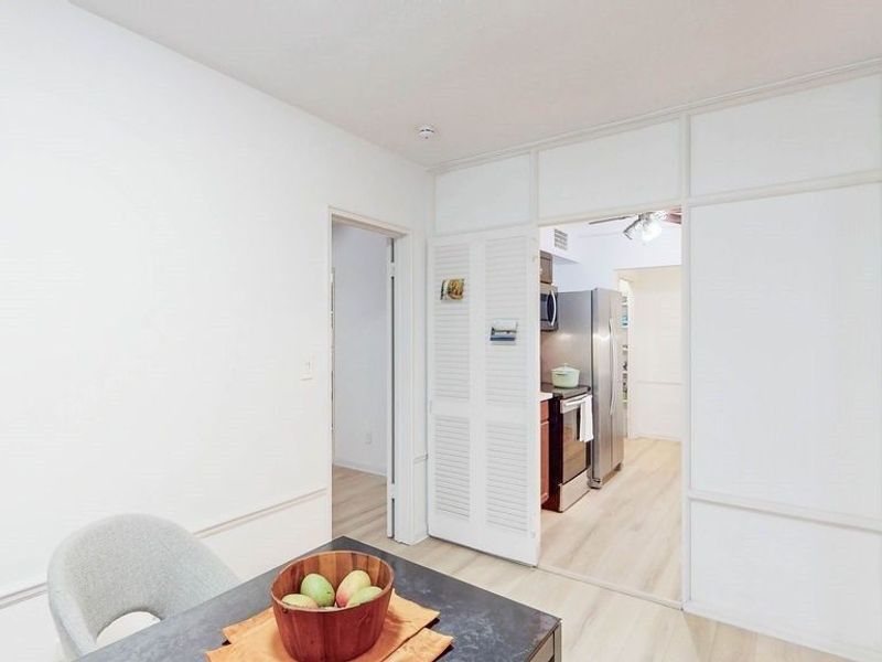 13800 Fairhill Road , Unit 203, Shaker Heights, OH 44120 Photo 7