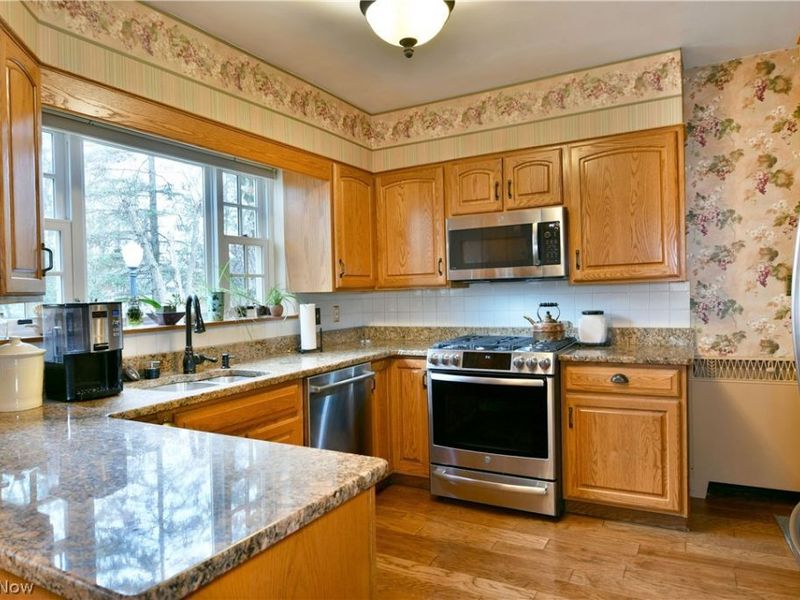 641 Fairway Drive NE, Warren, OH 44483 Photo 13