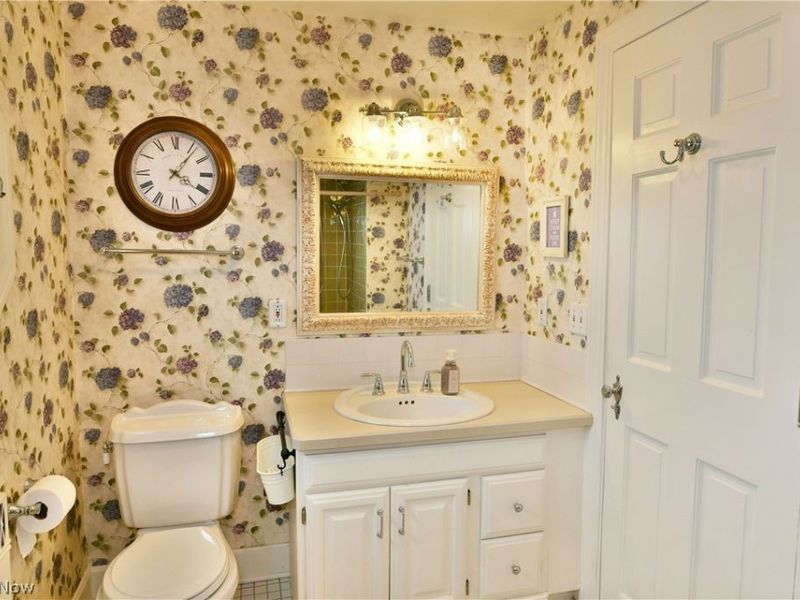 641 Fairway Drive NE, Warren, OH 44483 Photo 33