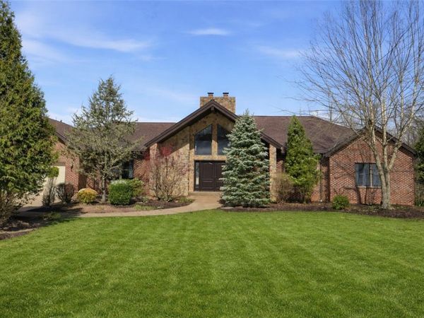 250 County Line Rd, Bridgeville, PA 15017