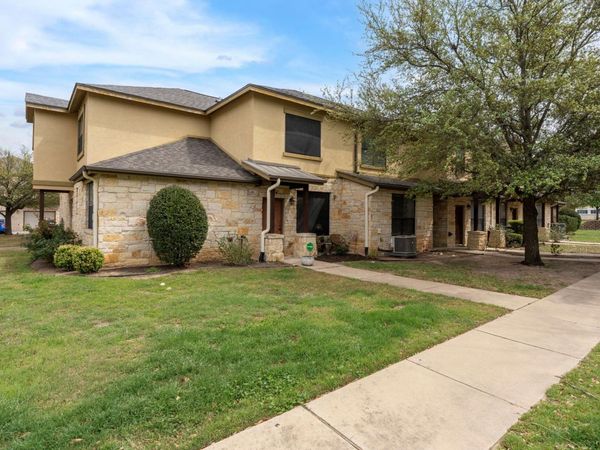 2101 Town Centre DR, Unit 2006, Round Rock, TX 78664