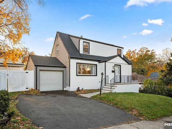 636 Elm Avenue, RIDGEFIELD, NJ 07657