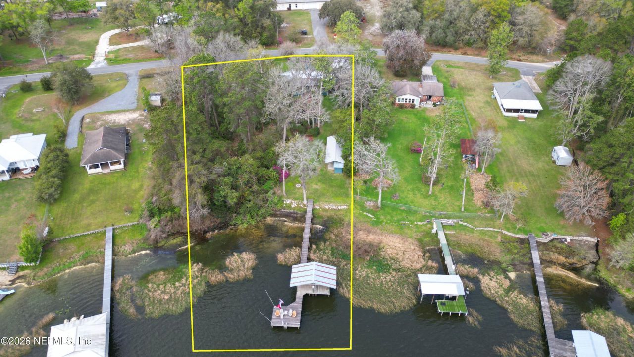 176 Lake Drive, Florahome, FL 32140 Photo