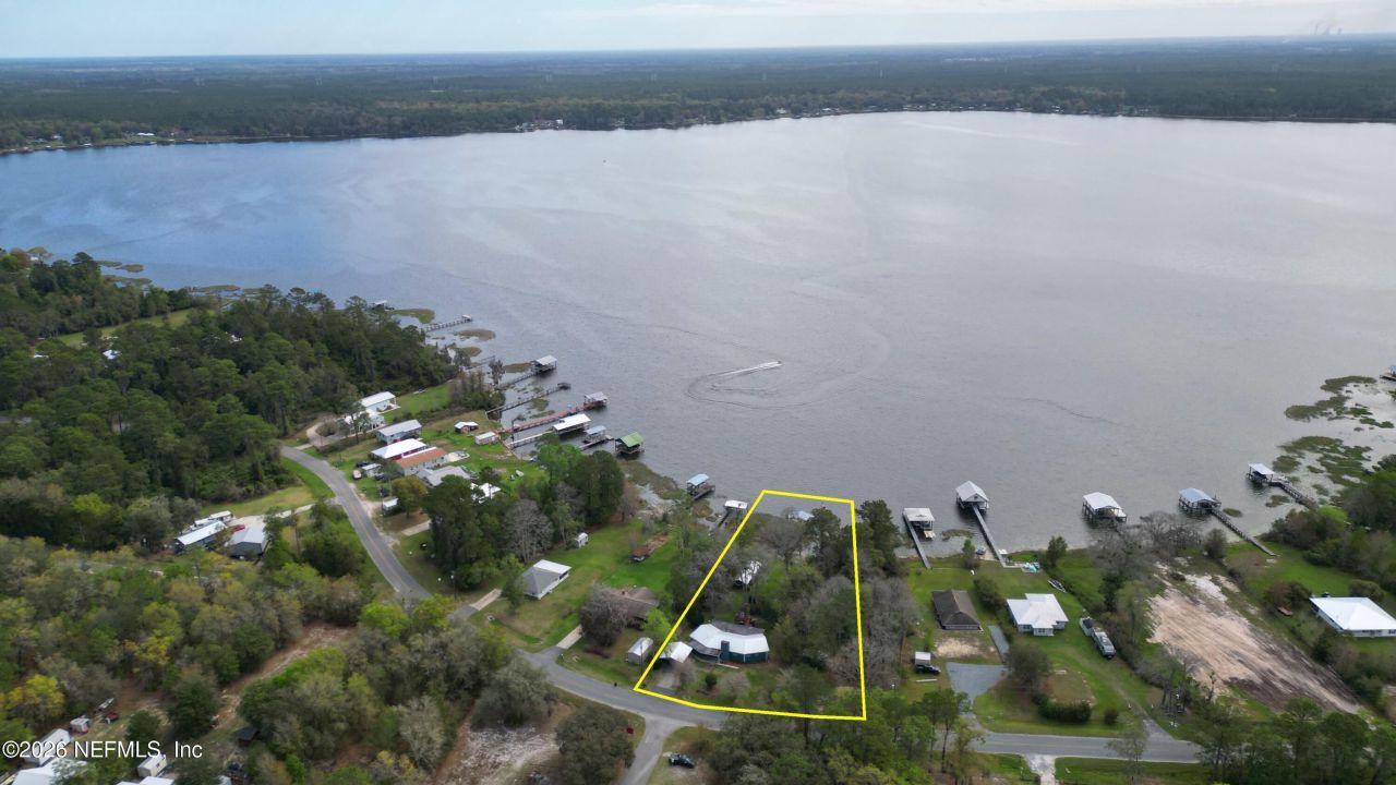 176 Lake Drive, Florahome, FL 32140 Photo