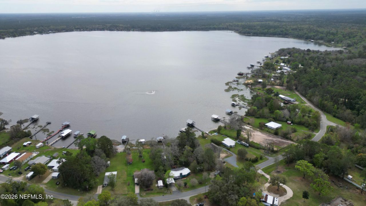 176 Lake Drive, Florahome, FL 32140 Photo