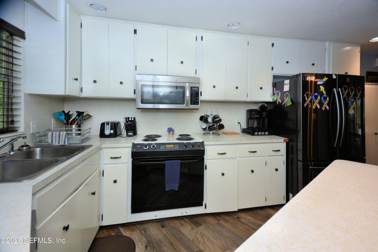 176 Lake Drive, Florahome, FL 32140 Photo