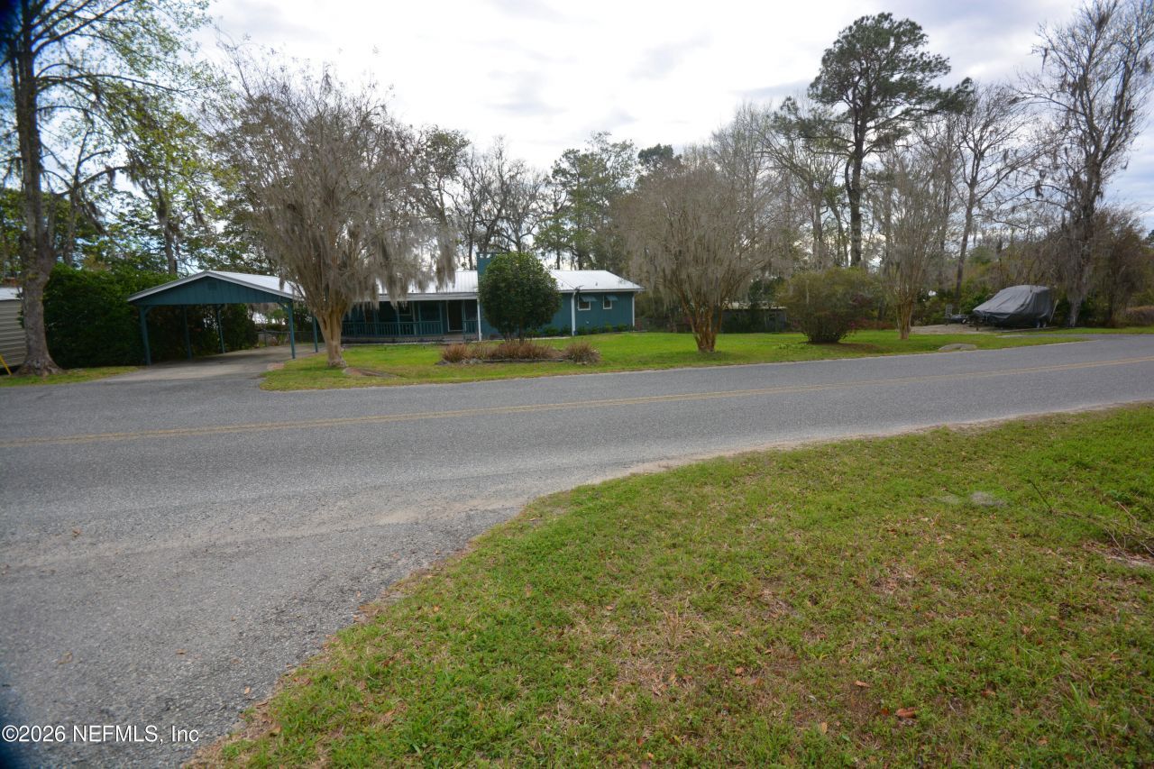 176 Lake Drive, Florahome, FL 32140 Photo